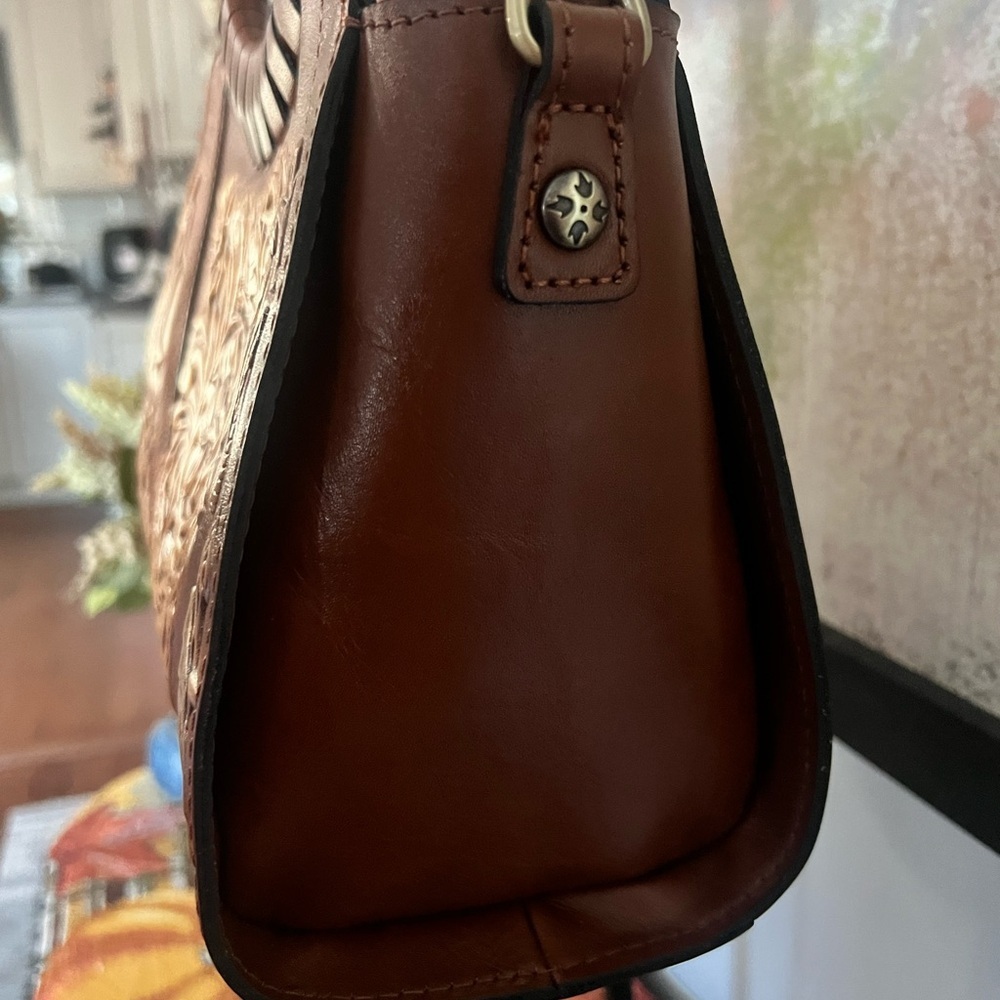 Patricia Nash Tooled Brown Embossed Handbag - Picture 8 of 14